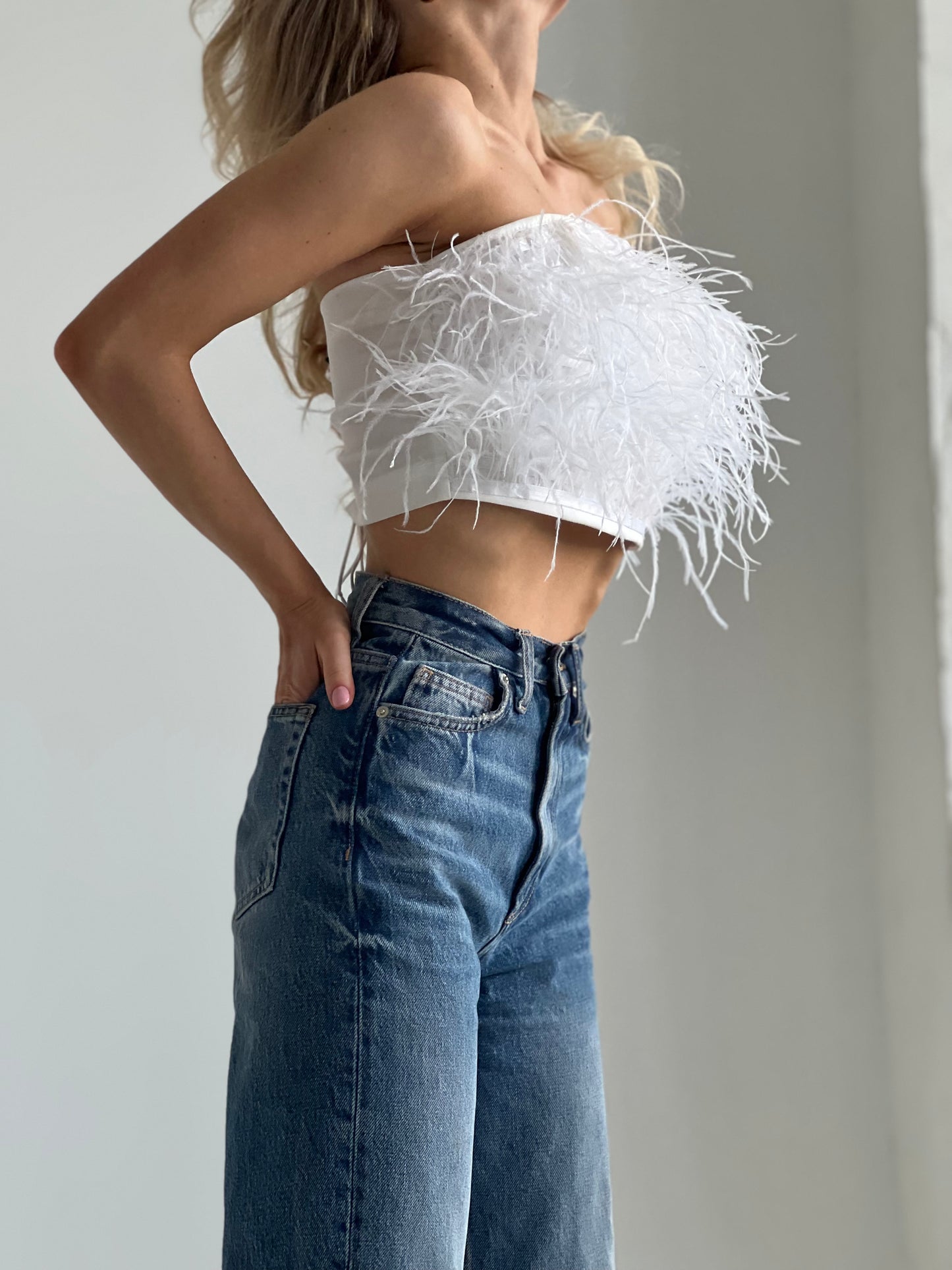 Top With Feather WHITEDI